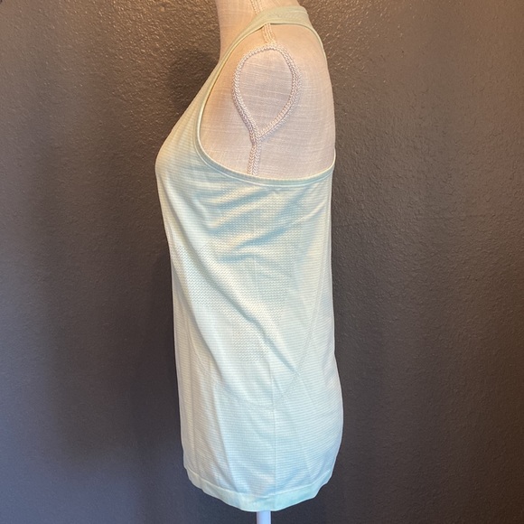 Lululemon Swiftly Tech Racerback Tank Top - Picture 2 of 5